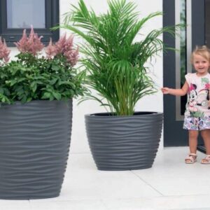 Oval Dunes Effect Plant Pot with Insert