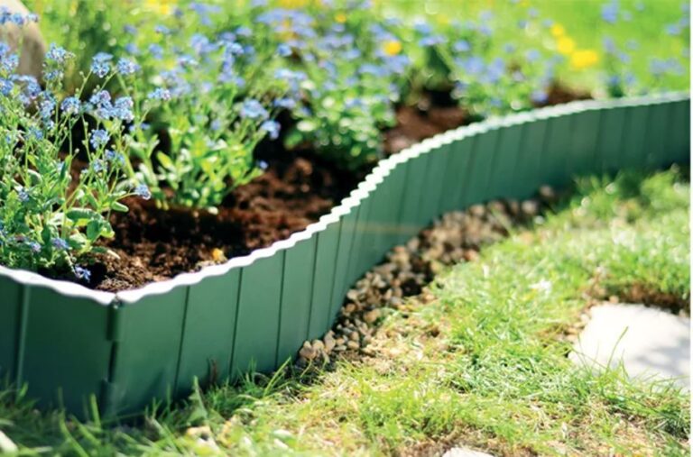 Fence Panel Lawn Edging 5.95m