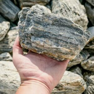 Decorative Stone Bark Chippings 63–150mm