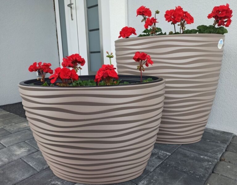 Oval Tall Planter with Insert Dunes-Effect Taupe